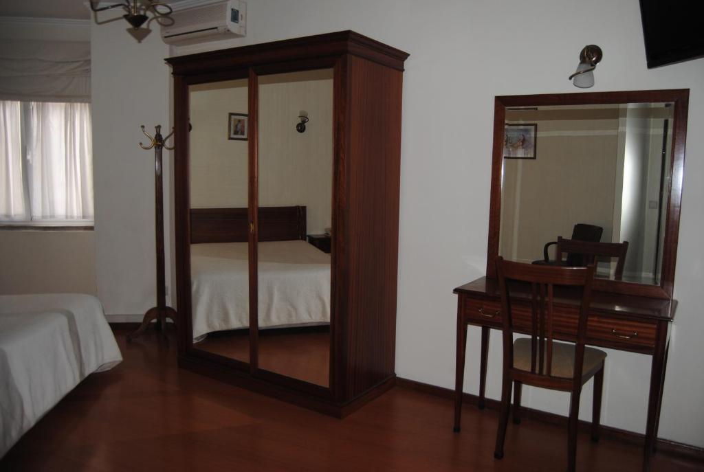 Peninsular-