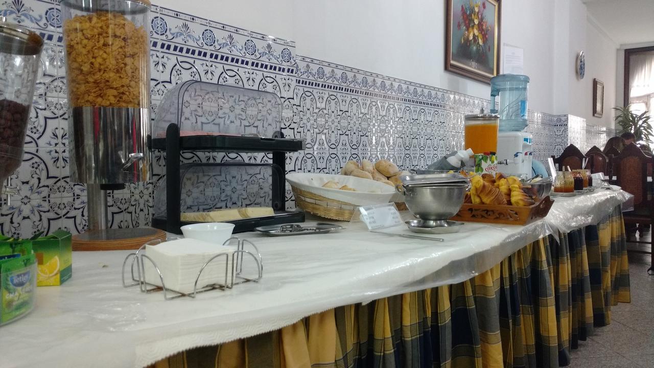 Peninsular- Hotel